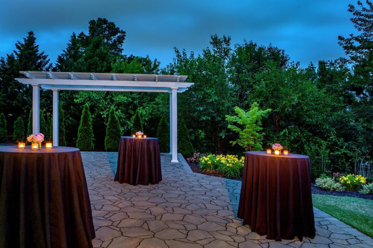 Delta Hotels By Marriott Chesapeake Norfolk Экстерьер фото