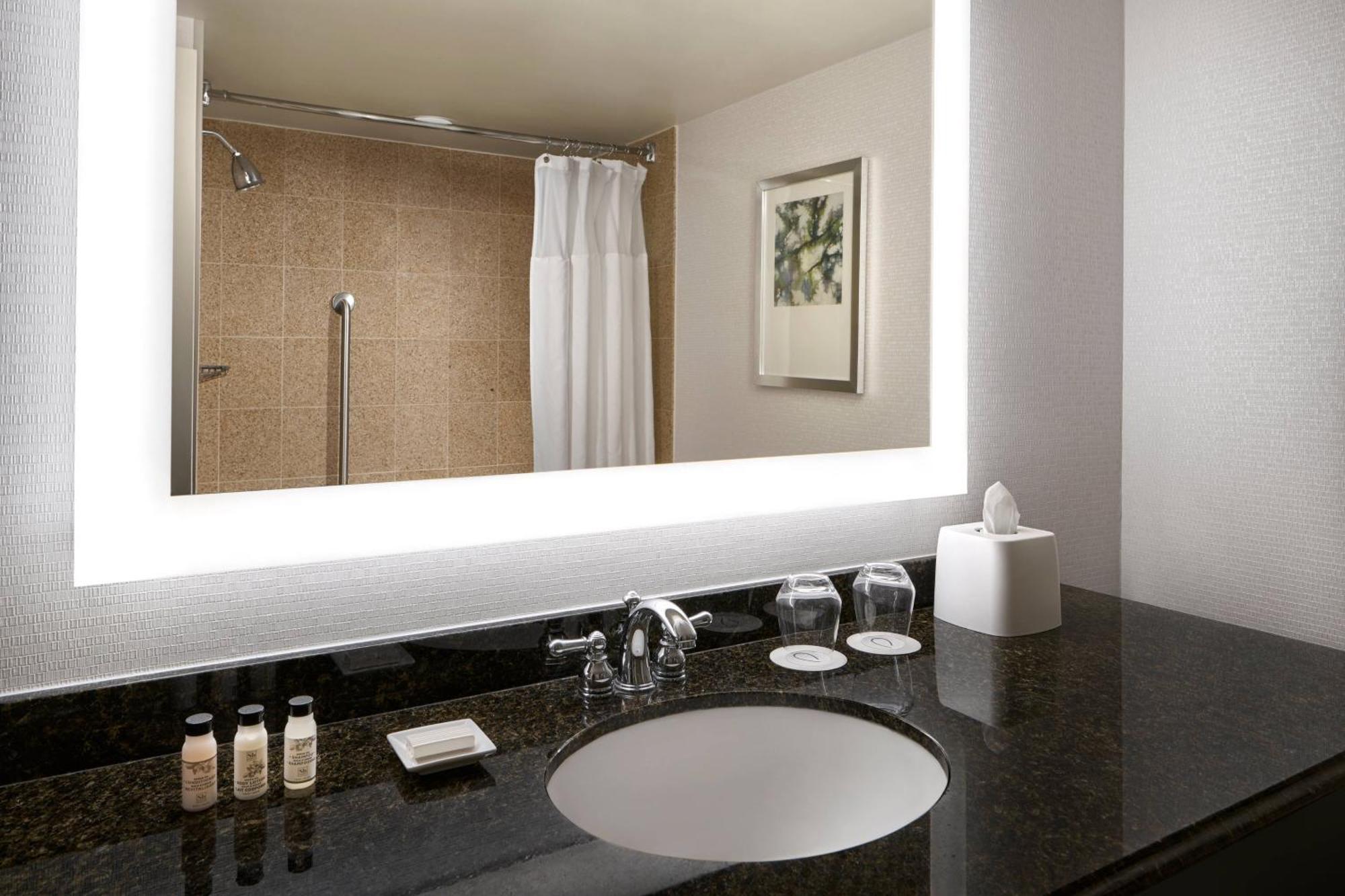 Delta Hotels By Marriott Chesapeake Norfolk Экстерьер фото