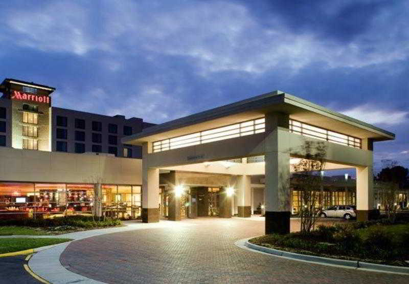 Delta Hotels By Marriott Chesapeake Norfolk Экстерьер фото
